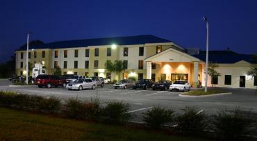 Days Inn and Suites Lakeland Days Inn and Suites Lakeland